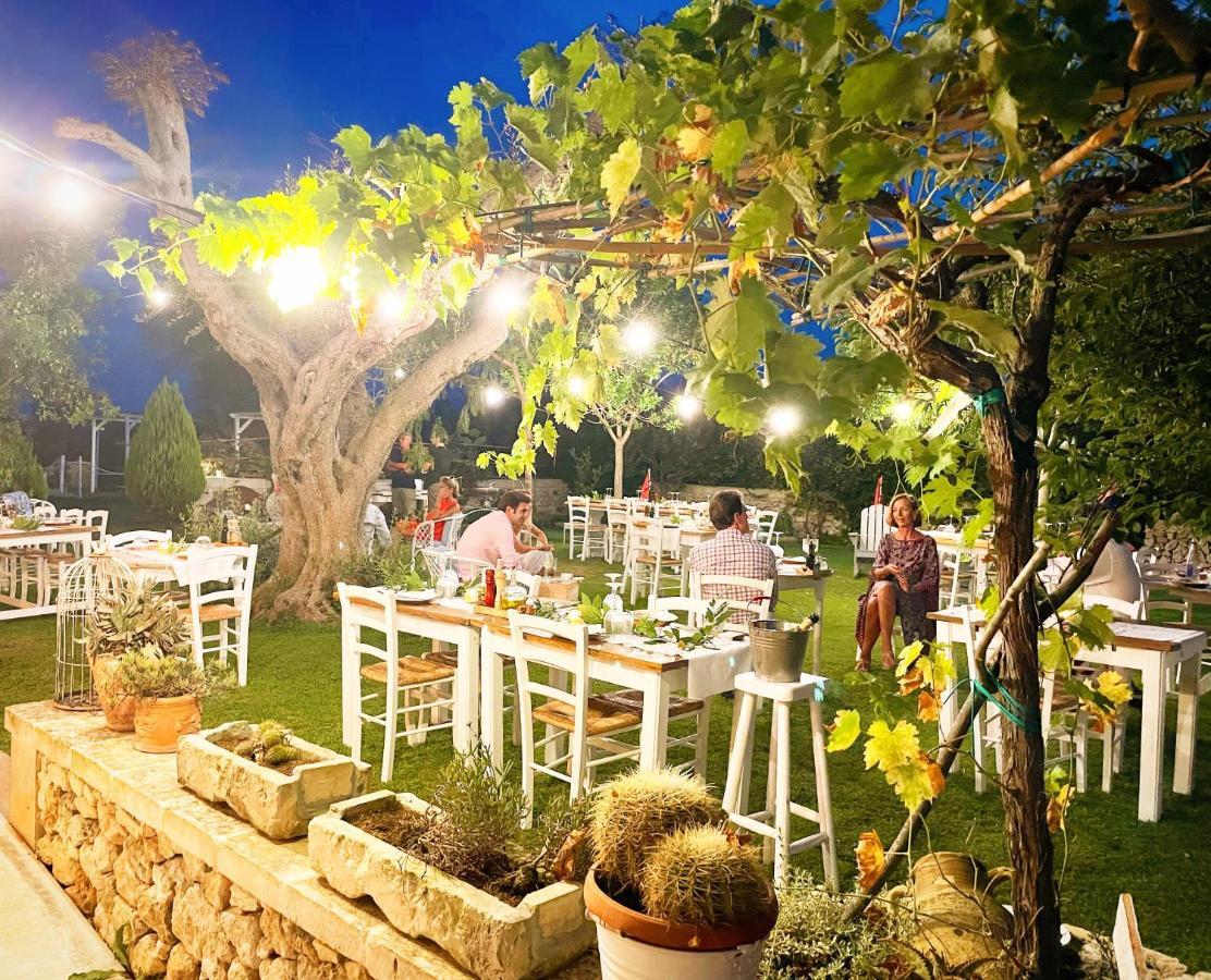 Masseria Vittoria Acaya Exteriör bild
